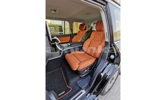Buy Import Toyota Land Cruiser Black Car in Import - Dubai in Baa Buy Import Toyota Land Cruiser Black Car in Import - Dubai in Baa