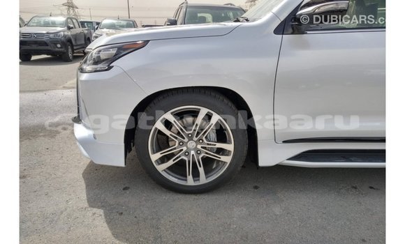 Buy Import Lexus LX White Car in Import - Dubai in Baa Buy Import Lexus LX White Car in Import - Dubai in Baa