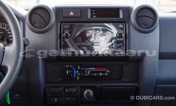 Buy Import Toyota Land Cruiser White Car in Import - Dubai in Baa Buy Import Toyota Land Cruiser White Car in Import - Dubai in Baa