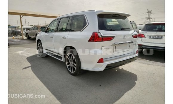 Buy Import Lexus LX White Car in Import - Dubai in Baa Buy Import Lexus LX White Car in Import - Dubai in Baa