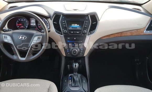 Buy Import Hyundai Santa Fe Other Car in Import - Dubai in Baa Buy Import Hyundai Santa Fe Other Car in Import - Dubai in Baa