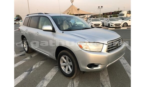 Buy Import Toyota Highlander Other Car in Import - Dubai in Baa Buy Import Toyota Highlander Other Car in Import - Dubai in Baa