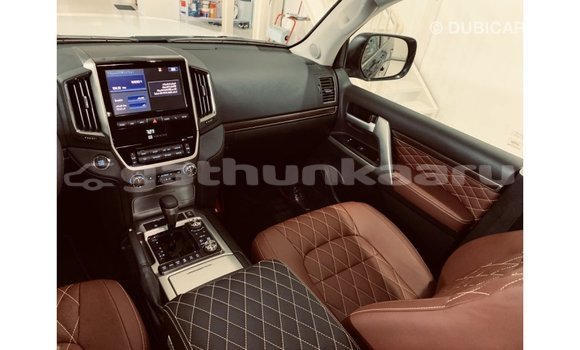 Buy Import Toyota Land Cruiser Black Car in Import - Dubai in Baa Buy Import Toyota Land Cruiser Black Car in Import - Dubai in Baa