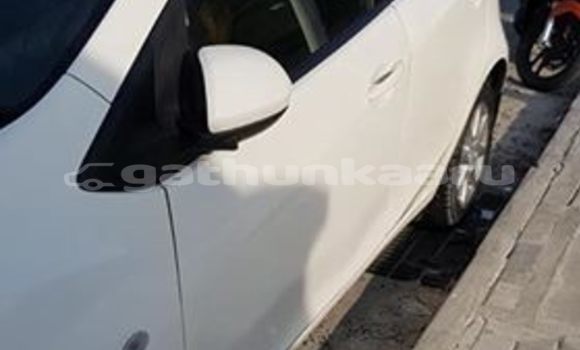 Buy Used Mazda Demio White Car in Fuvammulah in Ghaviyani Buy Used Mazda Demio White Car in Fuvammulah in Ghaviyani