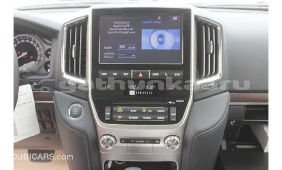 Buy Import Toyota Land Cruiser White Car in Import - Dubai in Baa Buy Import Toyota Land Cruiser White Car in Import - Dubai in Baa