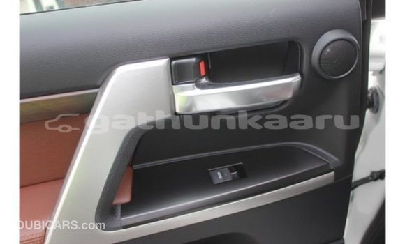 Buy Import Toyota Land Cruiser White Car in Import - Dubai in Baa Buy Import Toyota Land Cruiser White Car in Import - Dubai in Baa