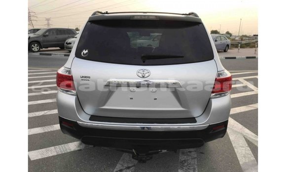 Buy Import Toyota Highlander Other Car in Import - Dubai in Baa Buy Import Toyota Highlander Other Car in Import - Dubai in Baa