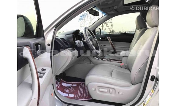 Buy Import Toyota Highlander Other Car in Import - Dubai in Baa Buy Import Toyota Highlander Other Car in Import - Dubai in Baa