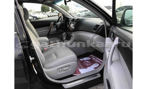 Buy Import Toyota Highlander Black Car in Import - Dubai in Baa Buy Import Toyota Highlander Black Car in Import - Dubai in Baa