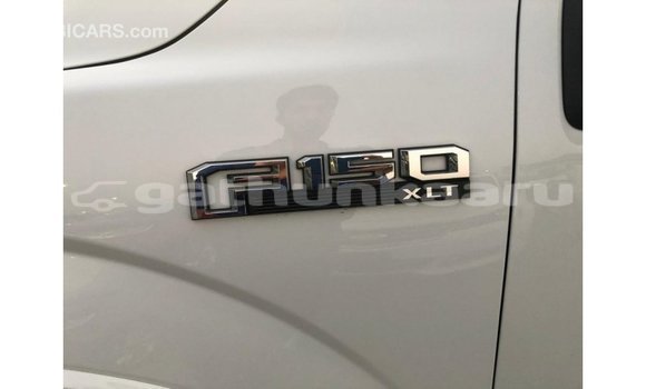 Buy Import Ford V8 White Car in Import - Dubai in Baa Buy Import Ford V8 White Car in Import - Dubai in Baa