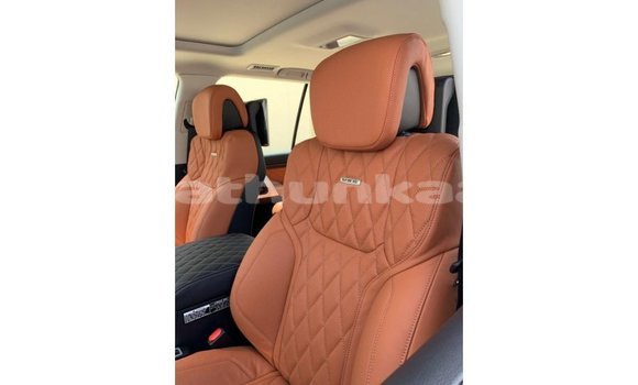 Buy Import Toyota Land Cruiser Black Car in Import - Dubai in Baa Buy Import Toyota Land Cruiser Black Car in Import - Dubai in Baa