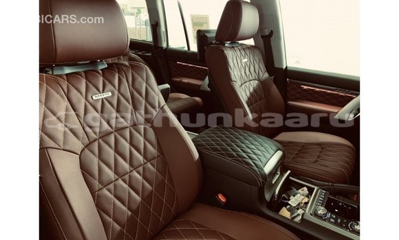 Buy Import Toyota Land Cruiser Black Car in Import - Dubai in Baa Buy Import Toyota Land Cruiser Black Car in Import - Dubai in Baa