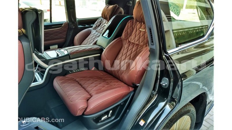 Big with watermark 88d0e92d a5c7 4ad5 b22c d28846bd4951