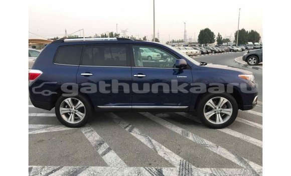 Buy Import Toyota Highlander Blue Car in Import - Dubai in Baa Buy Import Toyota Highlander Blue Car in Import - Dubai in Baa
