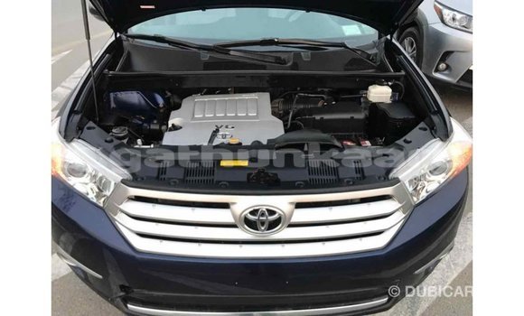 Buy Import Toyota Highlander Blue Car in Import - Dubai in Baa Buy Import Toyota Highlander Blue Car in Import - Dubai in Baa