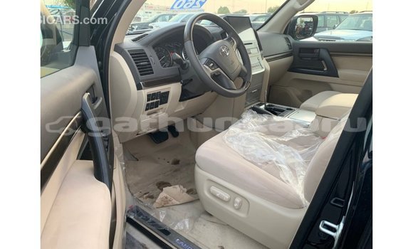 Buy Import Toyota Land Cruiser Black Car in Import - Dubai in Baa Buy Import Toyota Land Cruiser Black Car in Import - Dubai in Baa