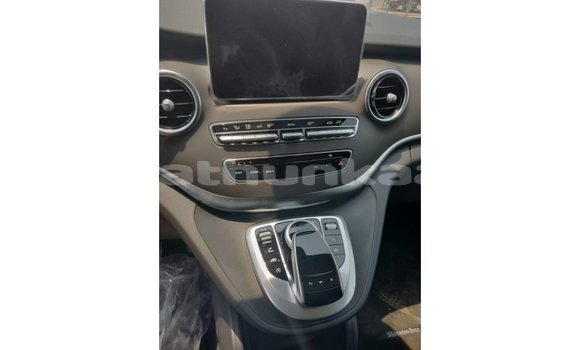Buy Import Mercedes-Benz 250 Black Car in Import - Dubai in Baa Buy Import Mercedes-Benz 250 Black Car in Import - Dubai in Baa
