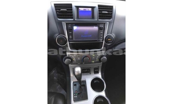Buy Import Toyota Highlander Black Car in Import - Dubai in Baa Buy Import Toyota Highlander Black Car in Import - Dubai in Baa