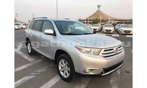 Buy Import Toyota Highlander Other Car in Import - Dubai in Baa Buy Import Toyota Highlander Other Car in Import - Dubai in Baa