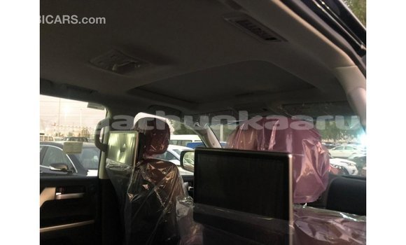 Buy Import Toyota Land Cruiser Black Car in Import - Dubai in Baa Buy Import Toyota Land Cruiser Black Car in Import - Dubai in Baa