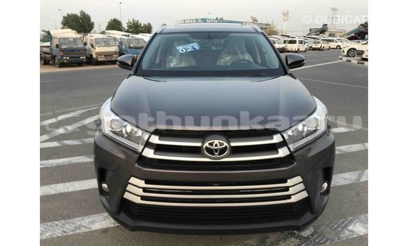 Buy Import Toyota Highlander Other Car in Import - Dubai in Baa Buy Import Toyota Highlander Other Car in Import - Dubai in Baa