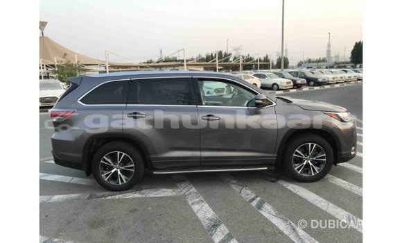 Buy Import Toyota Highlander Other Car in Import - Dubai in Baa Buy Import Toyota Highlander Other Car in Import - Dubai in Baa