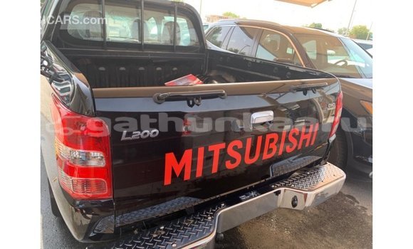 Buy Import Mitsubishi L200 Black Car in Import - Dubai in Baa Buy Import Mitsubishi L200 Black Car in Import - Dubai in Baa