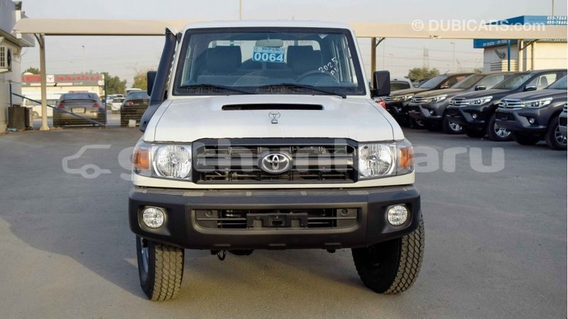 Big with watermark toyota land cruiser baa import dubai 1256