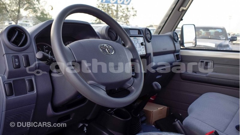 Big with watermark toyota land cruiser baa import dubai 1256