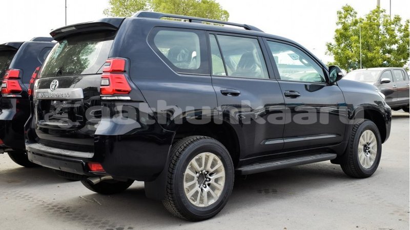 Big with watermark toyota prado baa import dubai 1263