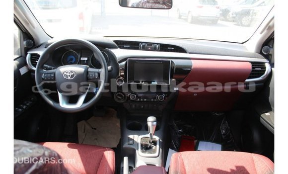 Buy Import Toyota Hilux White Car in Import - Dubai in Baa Buy Import Toyota Hilux White Car in Import - Dubai in Baa