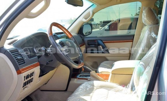 Buy Import Toyota Land Cruiser Other Car in Import - Dubai in Baa Buy Import Toyota Land Cruiser Other Car in Import - Dubai in Baa