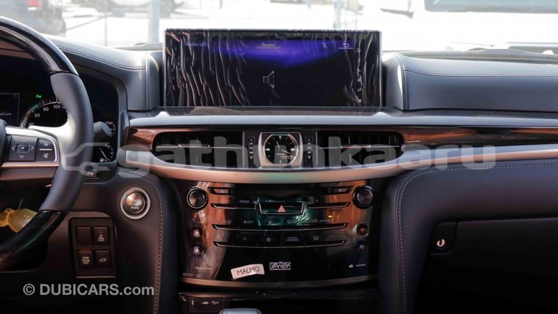 Big with watermark lexus lx baa import dubai 1277