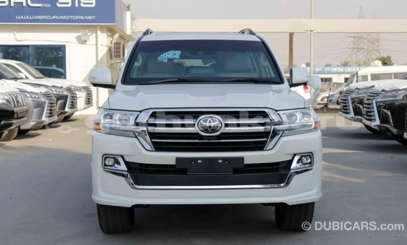 Buy Import Toyota Land Cruiser White Car in Import - Dubai in Baa Buy Import Toyota Land Cruiser White Car in Import - Dubai in Baa