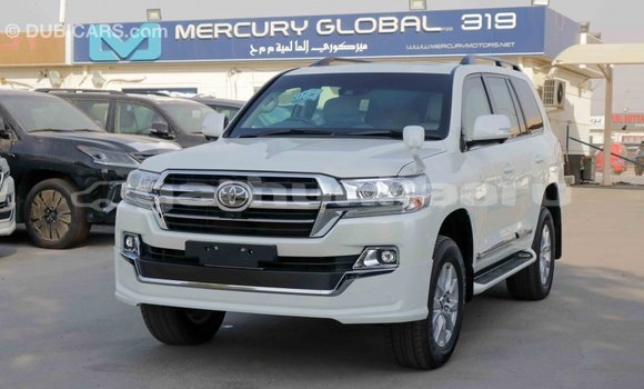 Buy Import Toyota Land Cruiser White Car in Import - Dubai in Baa Buy Import Toyota Land Cruiser White Car in Import - Dubai in Baa