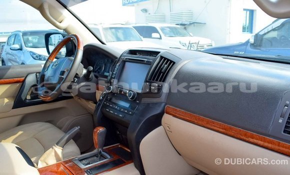 Buy Import Toyota Land Cruiser Black Car in Import - Dubai in Baa Buy Import Toyota Land Cruiser Black Car in Import - Dubai in Baa