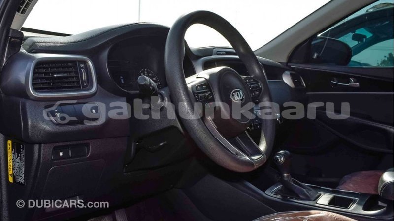 Big with watermark kia sorento baa import dubai 1289