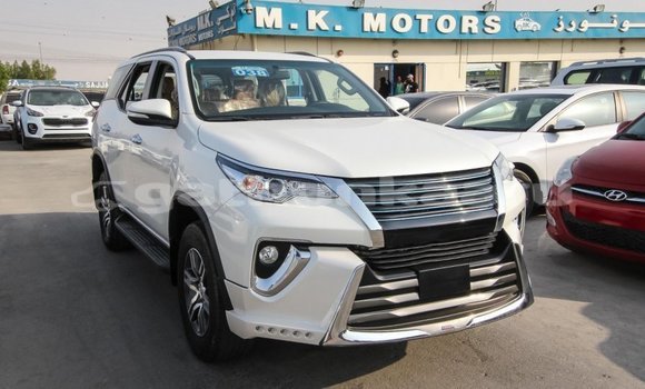 Buy Import Toyota Fortuner White Car in Import - Dubai in Baa Buy Import Toyota Fortuner White Car in Import - Dubai in Baa