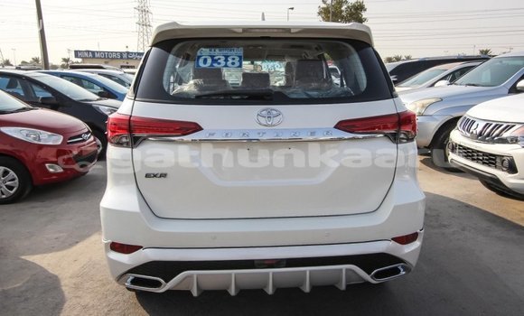 Buy Import Toyota Fortuner White Car in Import - Dubai in Baa Buy Import Toyota Fortuner White Car in Import - Dubai in Baa
