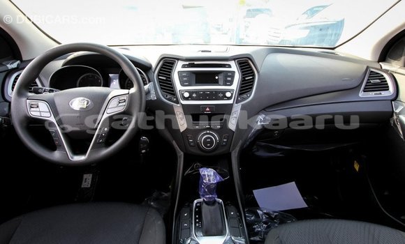 Buy Import Hyundai Santa Fe White Car in Import - Dubai in Baa Buy Import Hyundai Santa Fe White Car in Import - Dubai in Baa