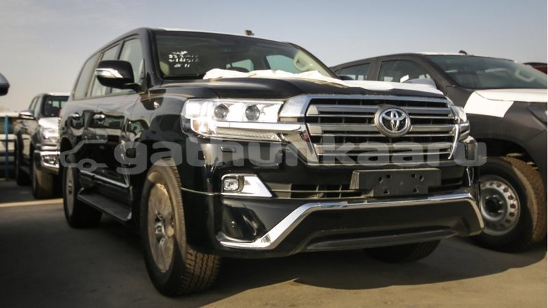 Big with watermark toyota land cruiser baa import dubai 1301