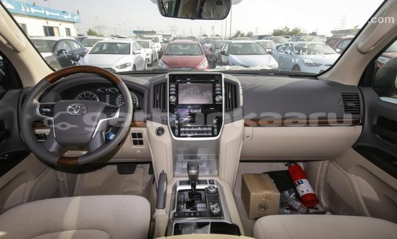 Buy Import Toyota Land Cruiser Black Car in Import - Dubai in Baa Buy Import Toyota Land Cruiser Black Car in Import - Dubai in Baa