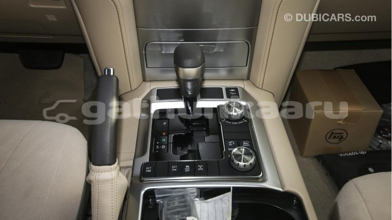 Big with watermark toyota land cruiser baa import dubai 1301