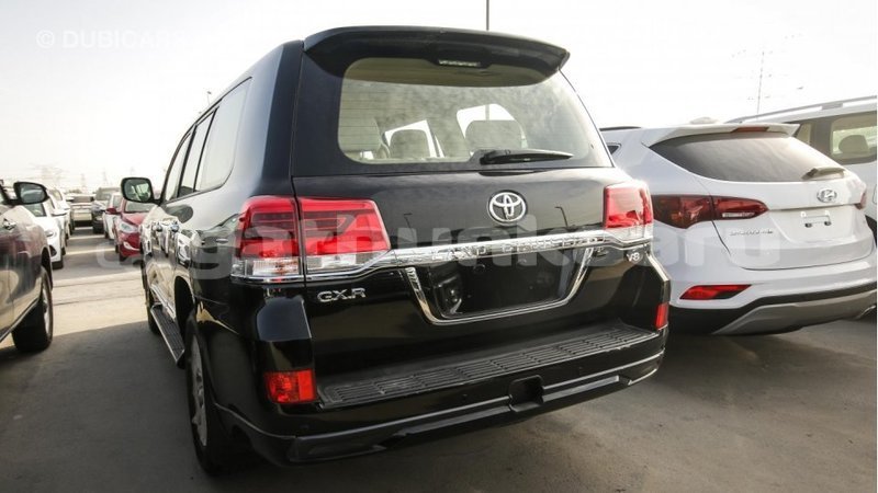 Big with watermark toyota land cruiser baa import dubai 1301