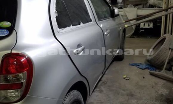 Buy Used Nissan March Silver Car in Fuvammulah in Ghaviyani Buy Used Nissan March Silver Car in Fuvammulah in Ghaviyani