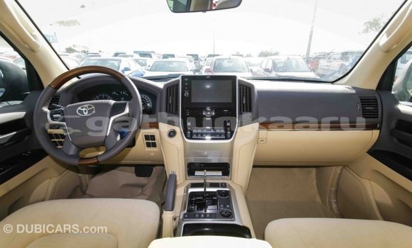 Buy Import Toyota Land Cruiser Other Car in Import - Dubai in Baa Buy Import Toyota Land Cruiser Other Car in Import - Dubai in Baa