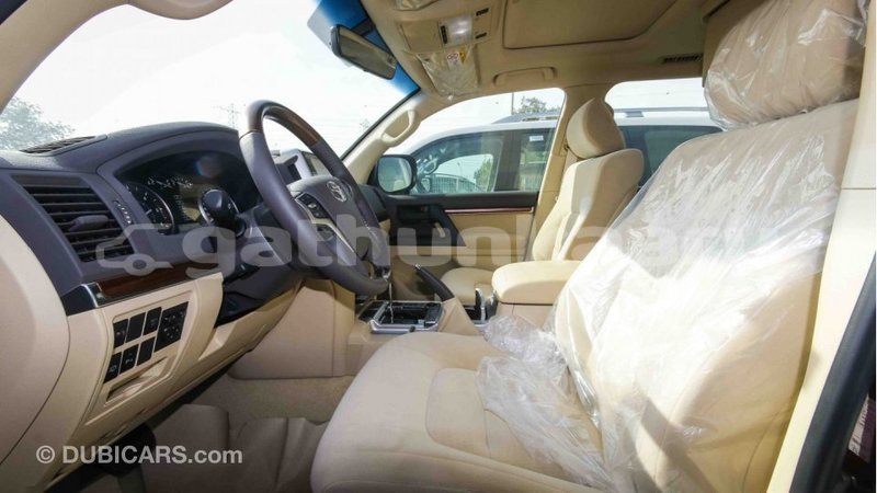 Big with watermark toyota land cruiser baa import dubai 1307