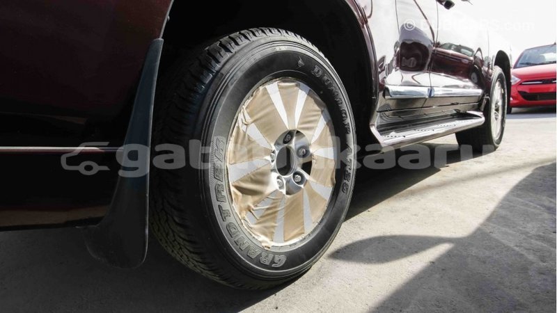 Big with watermark toyota land cruiser baa import dubai 1307
