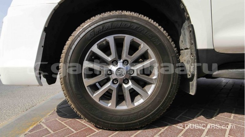 Big with watermark toyota prado baa import dubai 1312