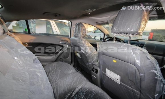 Buy Import Kia Cerato White Car in Import - Dubai in Baa Buy Import Kia Cerato White Car in Import - Dubai in Baa